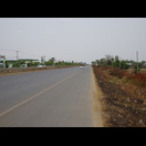 Die entsprechend eintönige Straße